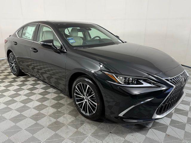 new 2025 Lexus ES 300h car, priced at $50,624