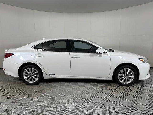 used 2014 Lexus ES 300h car, priced at $15,990