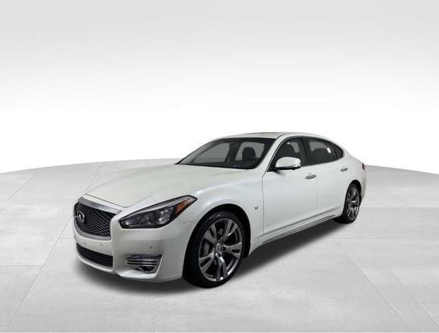 used 2018 INFINITI Q70L car, priced at $18,390