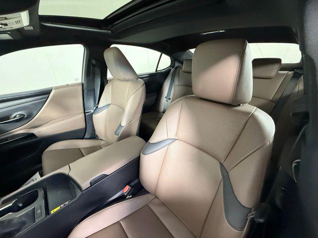 used 2023 Lexus ES 250 car, priced at $38,990