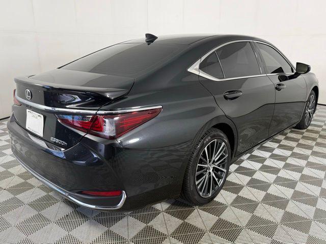 used 2023 Lexus ES 300h car, priced at $43,990