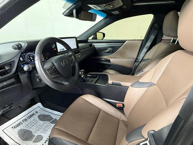 used 2023 Lexus ES 300h car, priced at $43,990