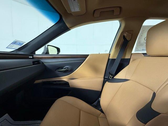 new 2025 Lexus ES 300h car, priced at $50,624