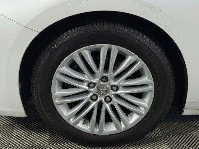 used 2014 Lexus ES 350 car, priced at $14,890