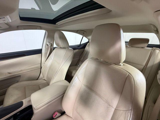 used 2014 Lexus ES 350 car, priced at $14,890