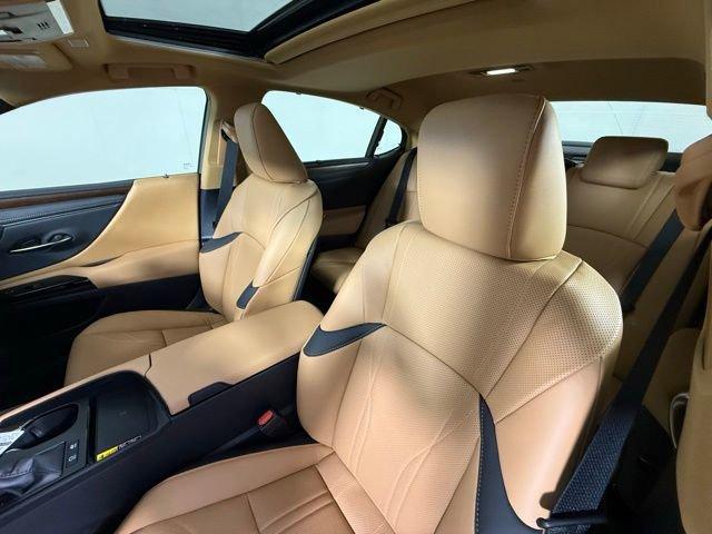 new 2025 Lexus ES 300h car, priced at $57,149