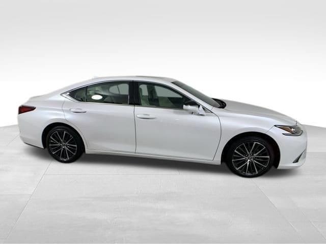 used 2022 Lexus ES 350 car, priced at $39,990