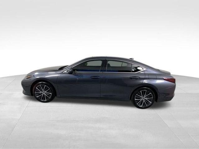 new 2025 Lexus ES 350 car, priced at $48,439