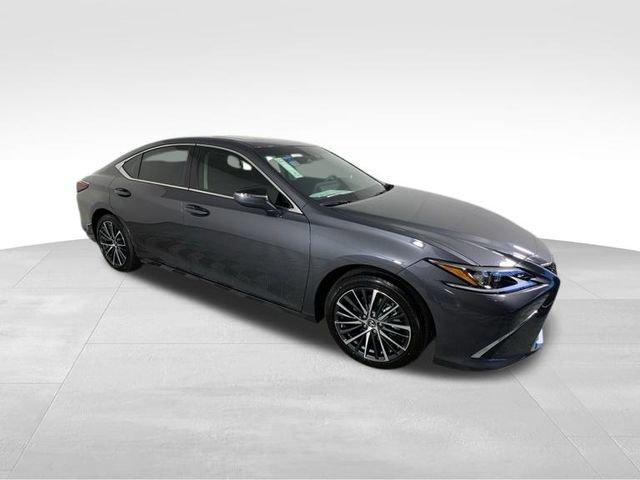 new 2025 Lexus ES 350 car, priced at $48,439