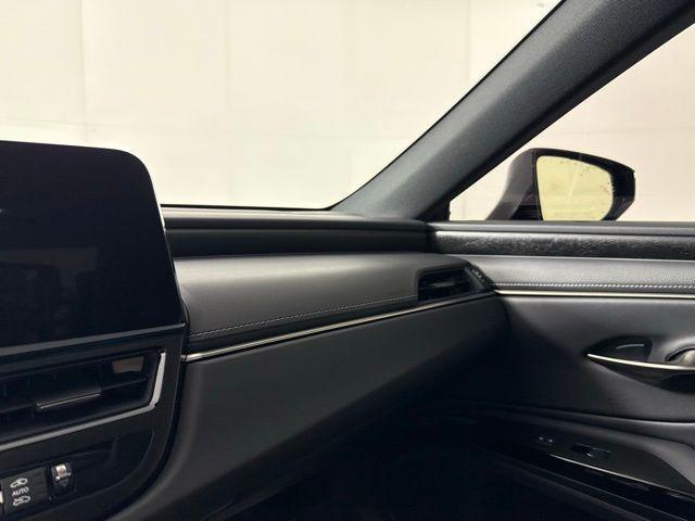 used 2023 Lexus ES 350 car, priced at $44,890