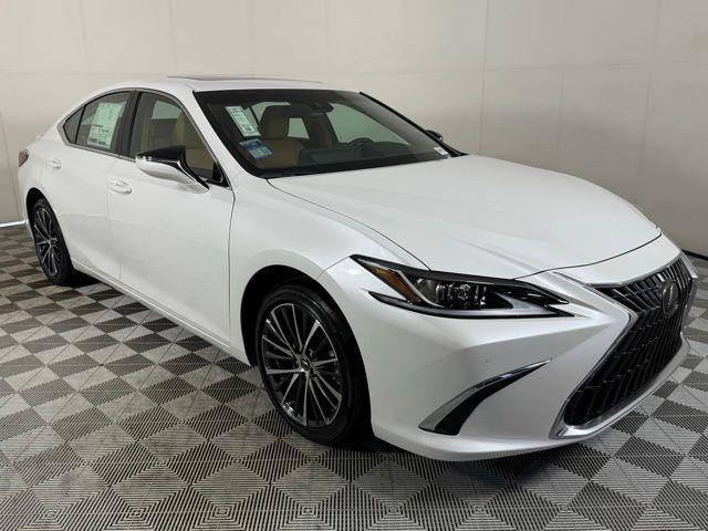 new 2025 Lexus ES 300h car, priced at $51,124