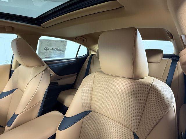 new 2025 Lexus ES 300h car, priced at $51,124