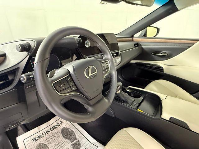 used 2024 Lexus ES 250 car, priced at $39,990