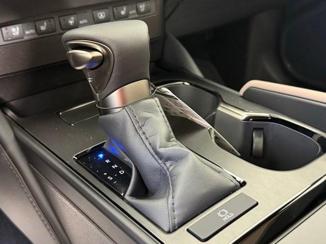 new 2025 Lexus ES 350 car, priced at $50,304