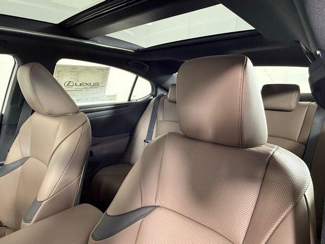 new 2025 Lexus ES 350 car, priced at $50,304