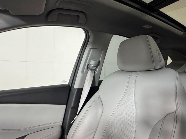 used 2019 Acura RDX car, priced at $27,990