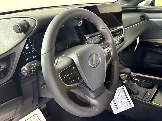 new 2025 Lexus ES 300h car, priced at $51,344