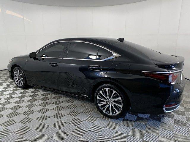 used 2021 Lexus ES 300h car, priced at $37,990