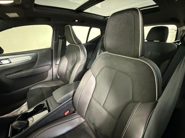 used 2021 Volvo XC40 Recharge Pure Electric car, priced at $22,990