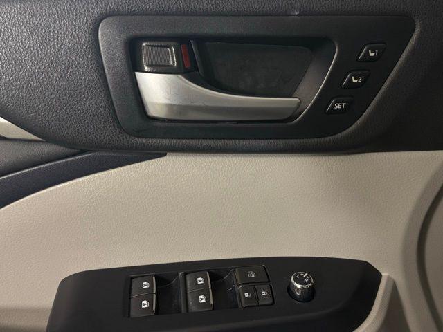 used 2015 Toyota Highlander car, priced at $19,790