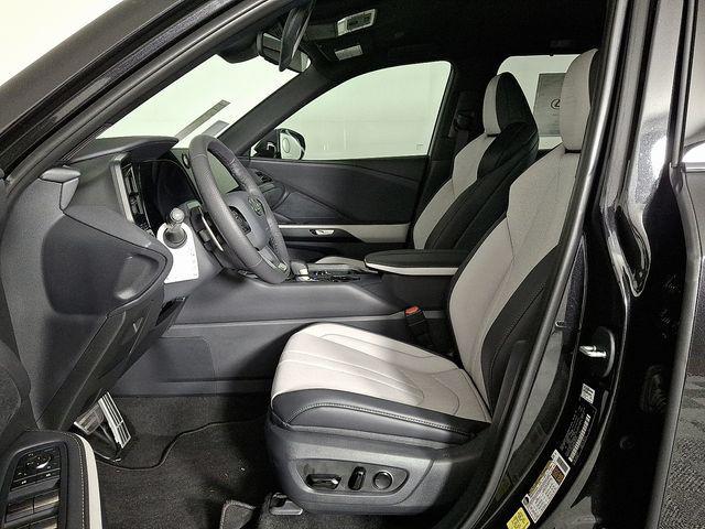 new 2025 Lexus TX 500h car, priced at $75,429