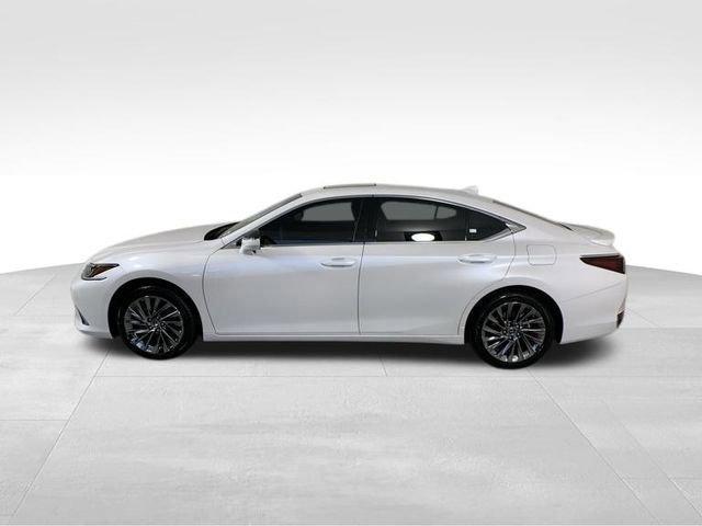 new 2024 Lexus ES 300h car, priced at $54,320