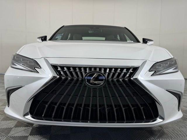 new 2025 Lexus ES 300h car, priced at $57,149