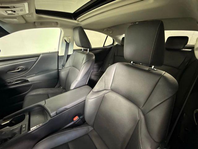 used 2023 Lexus ES 300h car, priced at $42,590