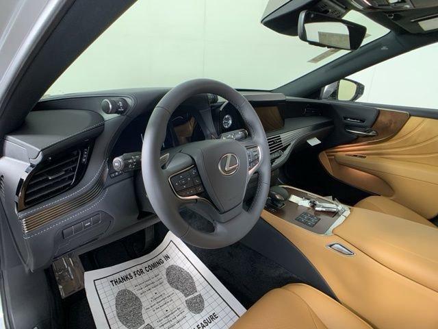 new 2024 Lexus LS 500 car, priced at $82,500