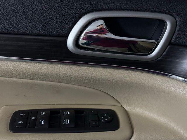 used 2020 Jeep Grand Cherokee car, priced at $17,890