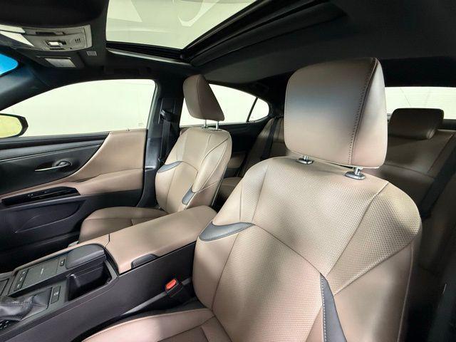 used 2022 Lexus ES 350 car, priced at $40,990