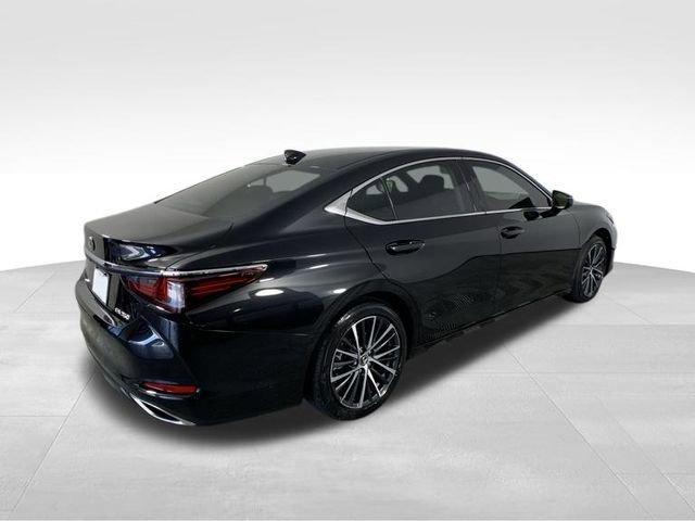 new 2025 Lexus ES 350 car, priced at $47,939