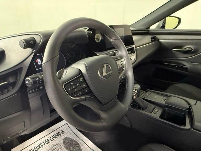 used 2022 Lexus ES 350 car, priced at $39,990