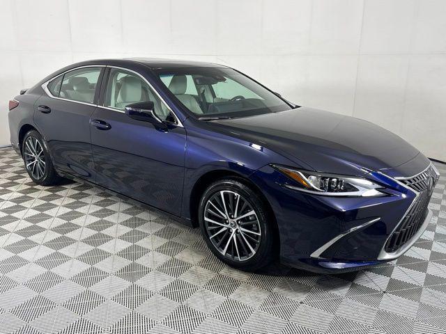 used 2025 Lexus ES 300h car, priced at $44,890