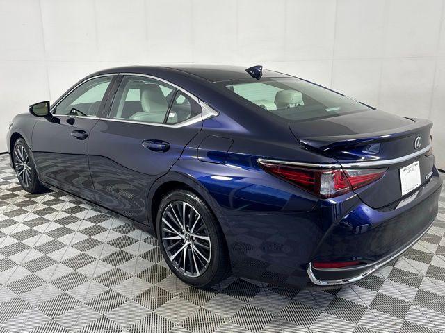 used 2025 Lexus ES 300h car, priced at $44,890