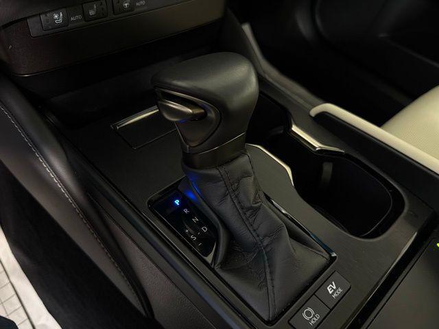 used 2025 Lexus ES 300h car, priced at $44,890
