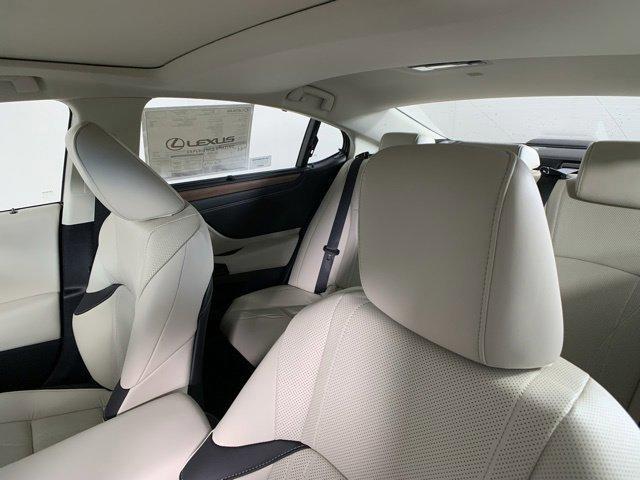 new 2024 Lexus ES 300h car, priced at $56,610