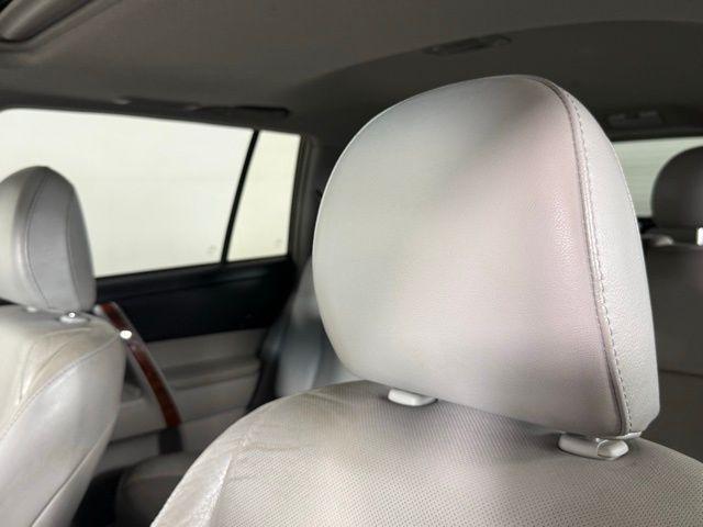 used 2011 Toyota Highlander car, priced at $11,390