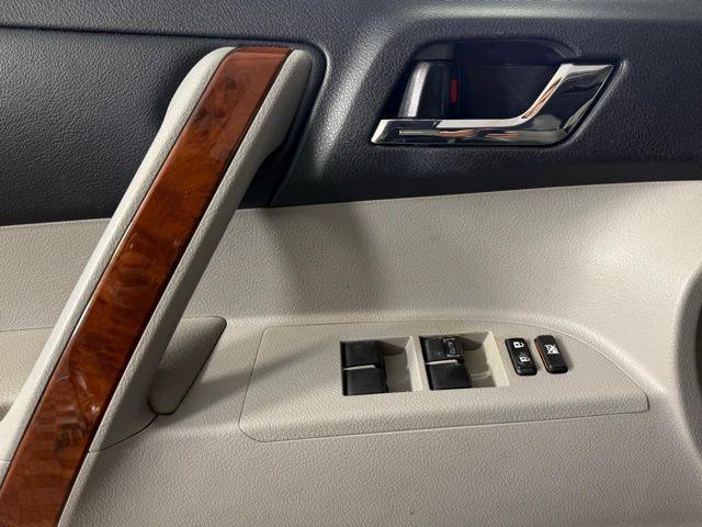 used 2011 Toyota Highlander car, priced at $11,390