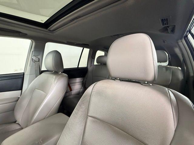 used 2011 Toyota Highlander car, priced at $11,390