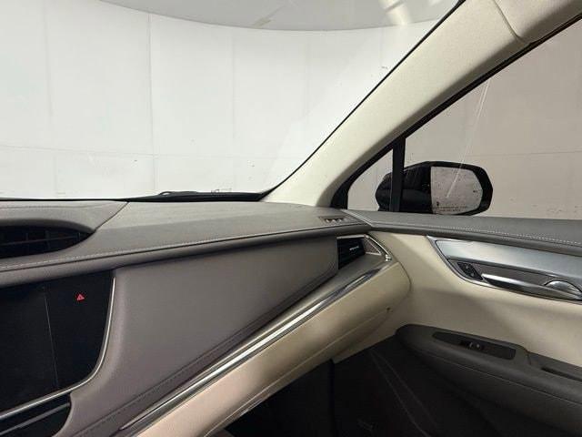 used 2020 Cadillac XT5 car, priced at $24,900