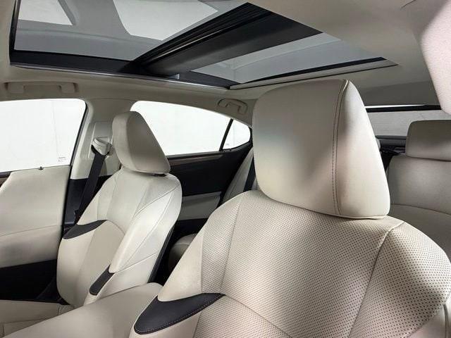 used 2024 Lexus ES 350 car, priced at $43,990