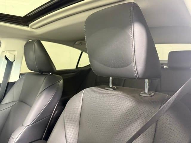 used 2023 Lexus ES 300h car, priced at $44,990