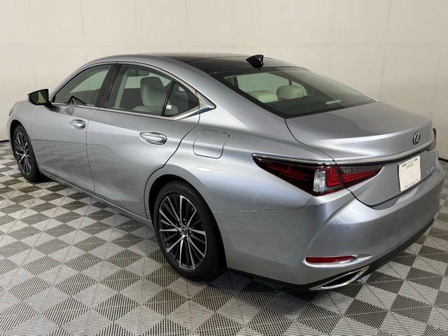 used 2025 Lexus ES 350 car, priced at $44,990