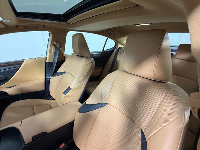 used 2024 Lexus ES 300h car, priced at $42,690