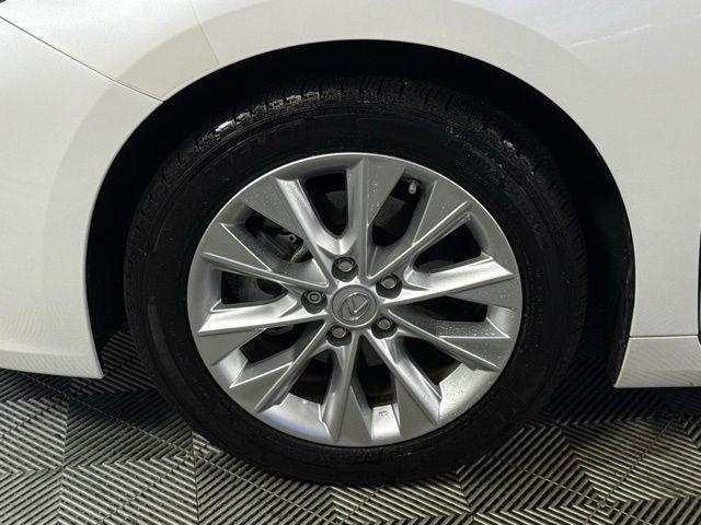 used 2015 Lexus ES 300h car, priced at $19,990