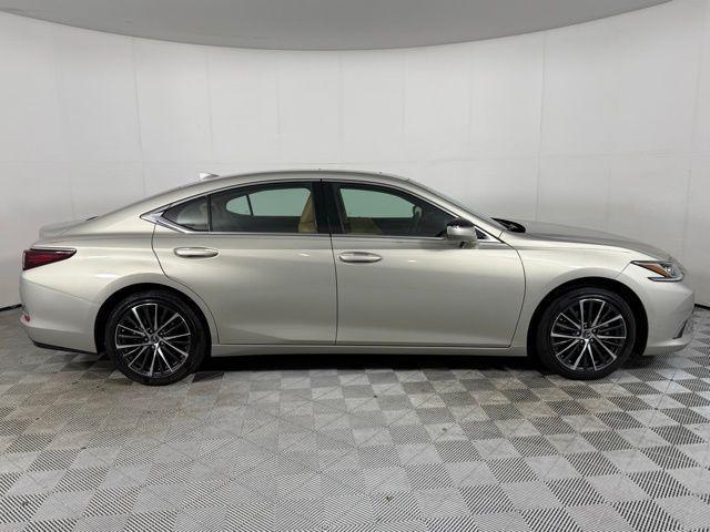 used 2024 Lexus ES 350 car, priced at $45,990