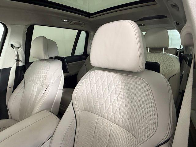 used 2022 BMW ALPINA XB7 car, priced at $86,990