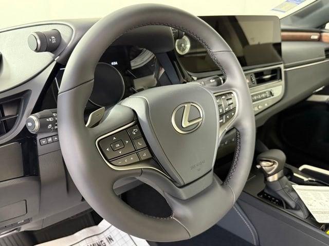 new 2025 Lexus ES 300h car, priced at $51,124