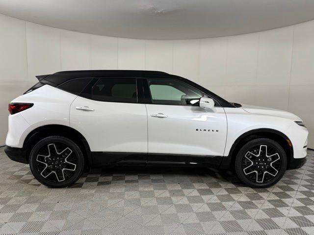 used 2023 Chevrolet Blazer car, priced at $30,990